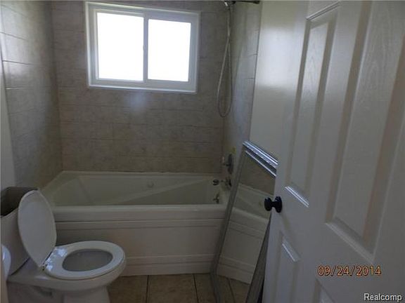 3rd image of 73 Coleman Dr