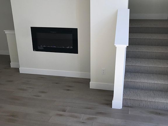 5th image of 3090 N Wilson Ct Unit 9