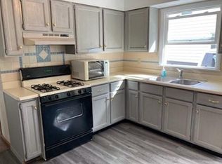 117 N Brown St, Genoa, IL 60135