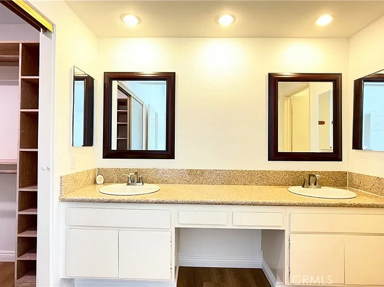 2085 Arbor Cir — Photo 41