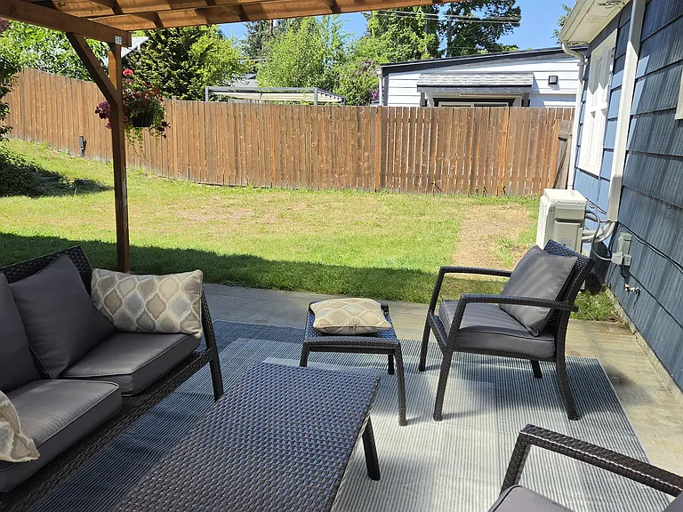 15547 27th Ave NE #2 — Photo 15