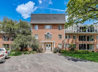 12990 W Bluemound Rd, Elm Grove, WI 53122