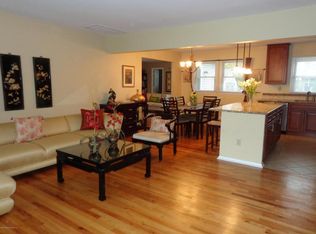 32 Edinburgh Dr, Toms River, NJ