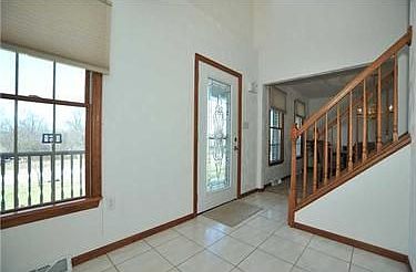 2nd image of 498 Lexington Dr
