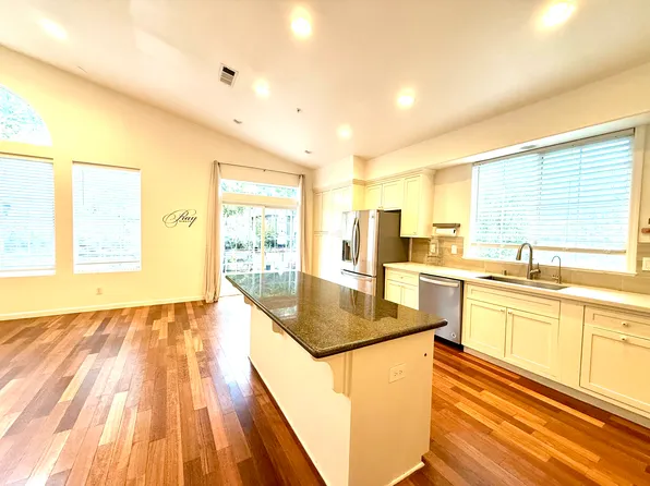29928 Red Maple Ct, Hayward, CA 94544