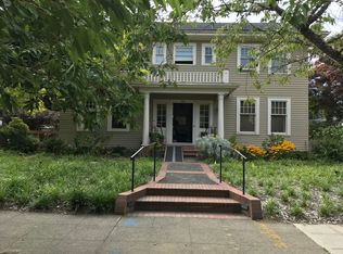 919 21st Ave E #2, Seattle, WA 98112