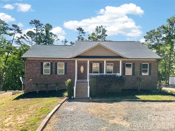 6151 Settlers Trl, Stanfield, NC 28163