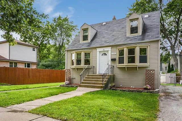 11406 S Homan Ave photo 1