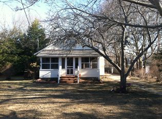 1420 Flanders Rd, Flanders, NY 11901