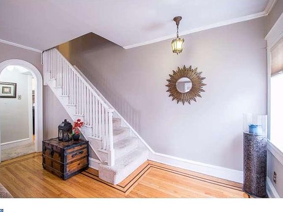 5th image of 1026 N Clayton St