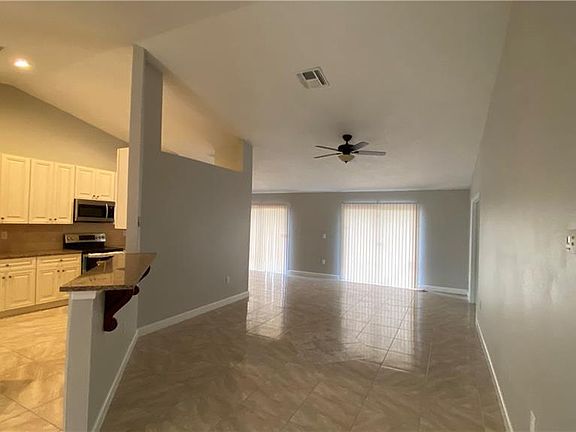 4th image of 626 Deauville Ct