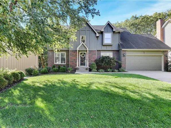 13303 W 116th Ter, Overland Park, KS 66210