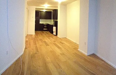 Rented by Tran Real Estate Inc.