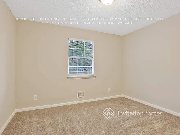5573 Yeager Ridge Dr — Photo 13