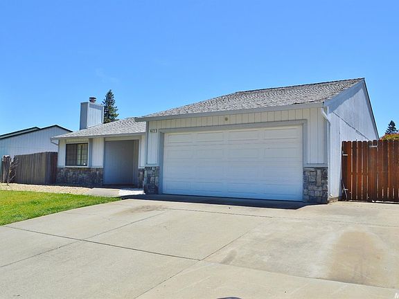 2nd image of 8672 Pacific Hills Way