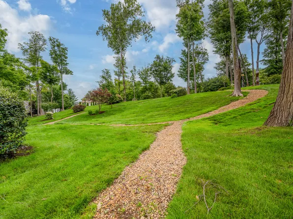 4874 Knoll Ct, Watervliet, MI 49098