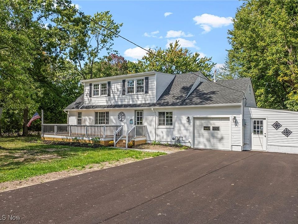 1st image of 34529 Beachpark Dr