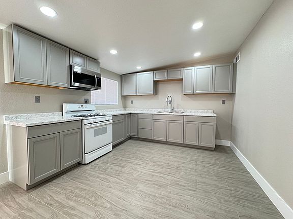 5th image of 1724 Izabella Ave
