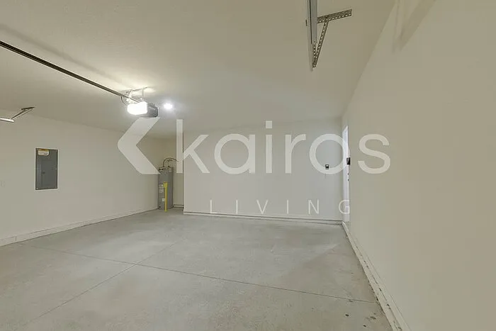 8675 SW 43rd Ter — Photo 24