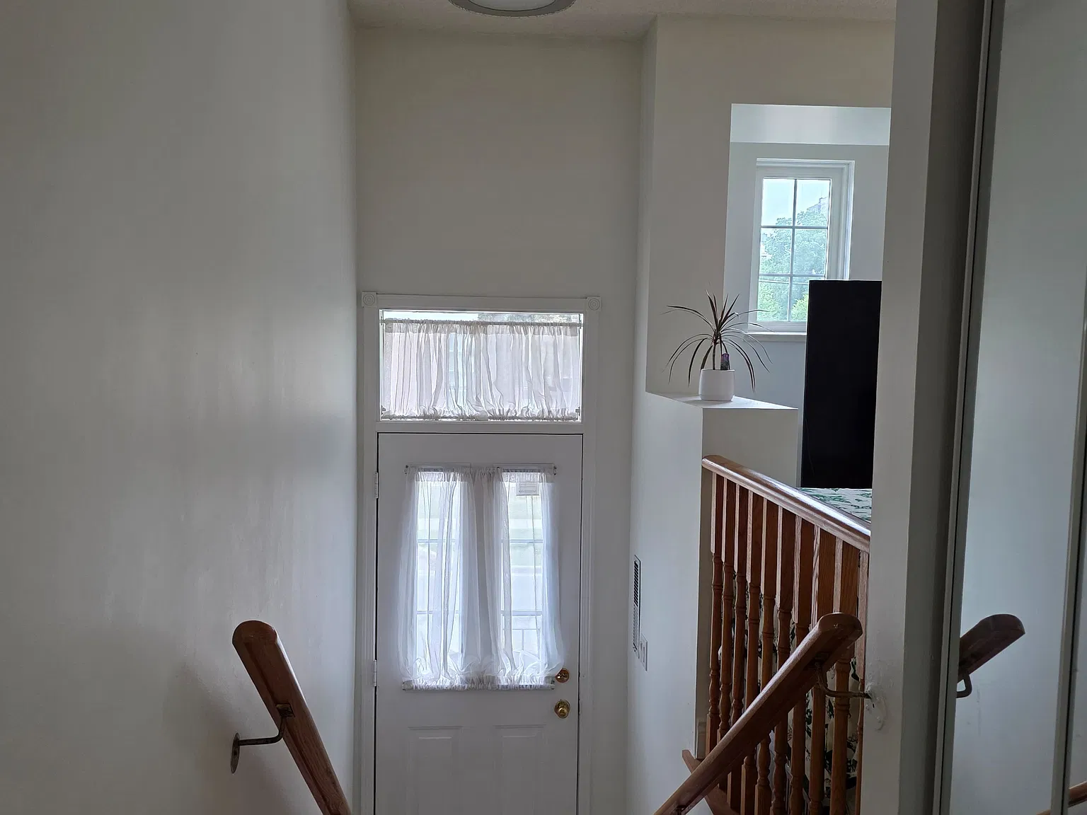 4 bed, $4,200 — Photo 3