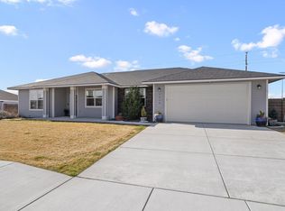 3214 Lapis Ln, Pasco, WA 99301
