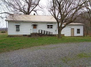 624 State Hwy 145 N, Simpson, IL 62985