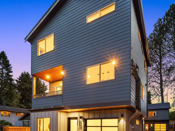 9047 Dibble Avenue NW, Seattle, WA 98117