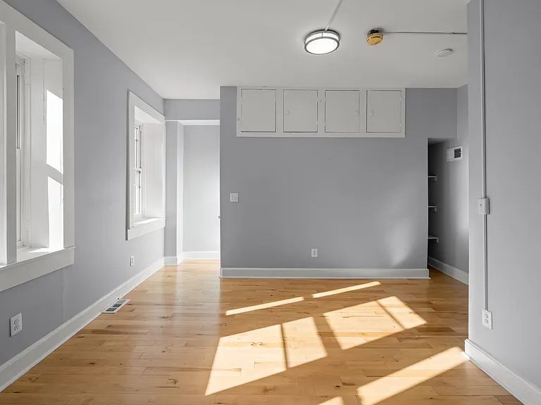 112 W Mulberry St #1 — Photo 11