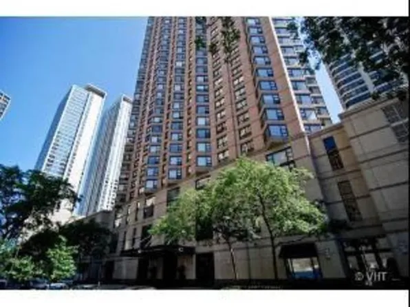 401 E Ontario St APT 3206, Chicago, IL 60611
