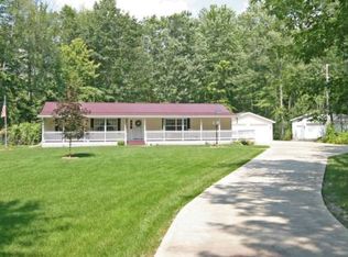 1617 E Shearer Rd, Hope, MI 48628