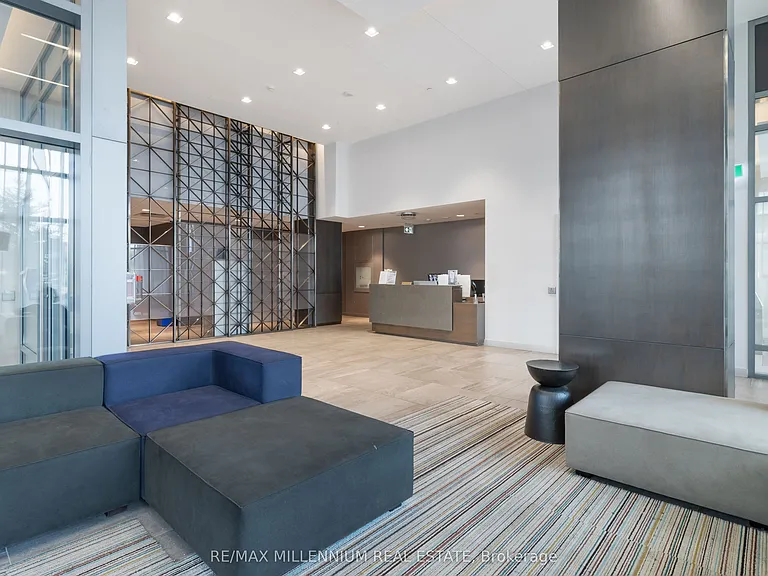 2560 Eglinton Ave W #609 — Photo 8