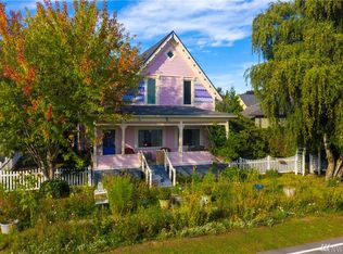403 Center St, La Conner, WA 98257