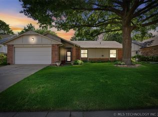 1221 S Chestnut Ave, Broken Arrow, OK 74012