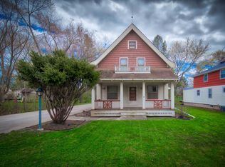 309 E Freistadt Rd #311, Mequon, WI 53092