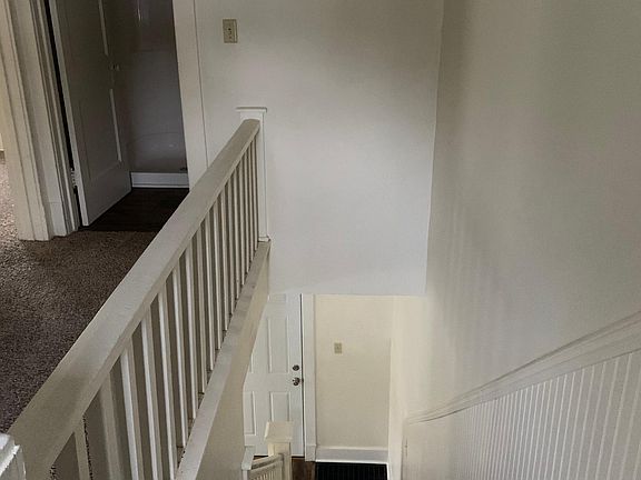 5th image of 211 N Mizner St