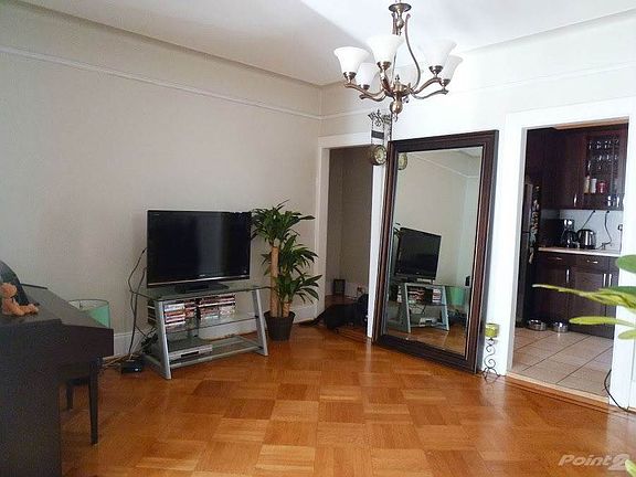 Living room 1