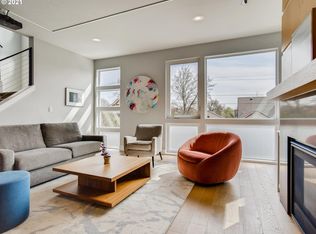 2021 SE Woodward St UNIT A, Portland, OR