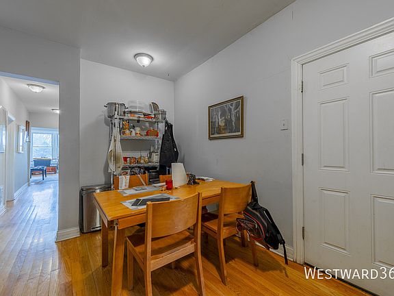 3rd image of 3025 W Diversey Ave #3