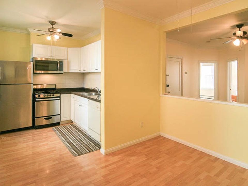 1st image of 2343 31st Ave #2