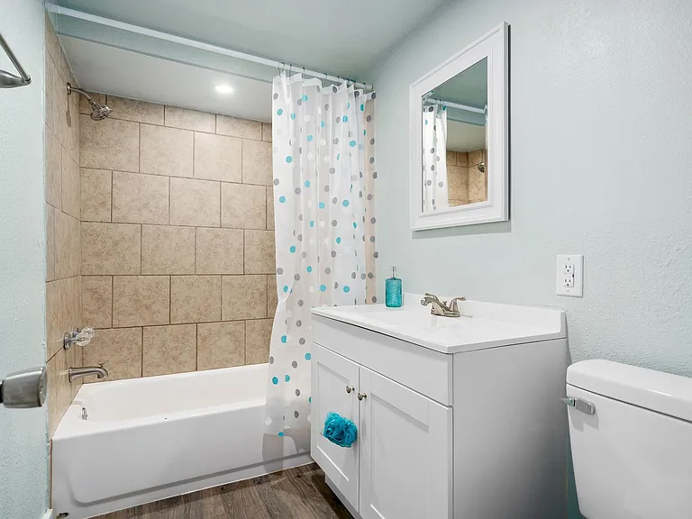 248 Post Oak Ln — Photo 17