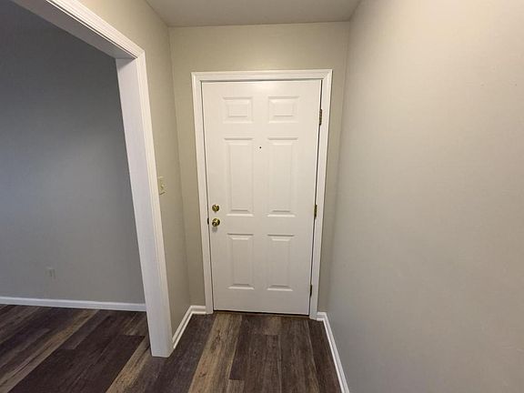 3rd image of 4501 N Hedgerow Dr APT 1