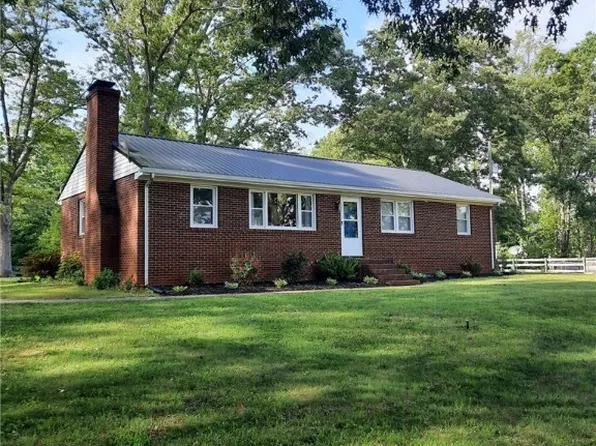 4597 Double Bridges Rd, Meherrin, VA 23954