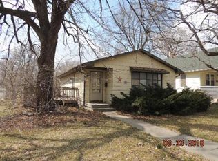 422 Chicago Ave, Hastings, NE --