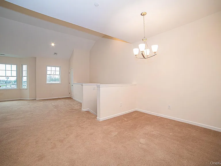 12 Sophia Ct — Photo 16