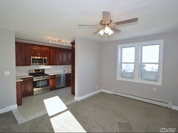 3rd image of 33 N Central Ave #2