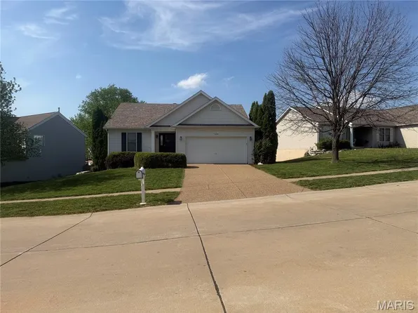 5409 Delaney Dr, Wentzville, MO 63385