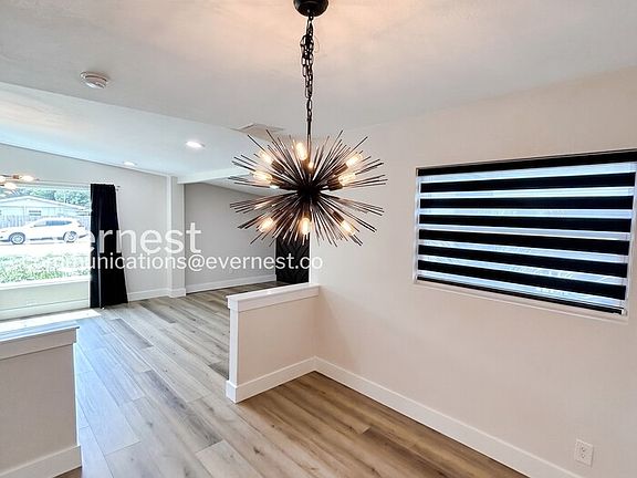 4th image of 5908 S Manhattan Ave