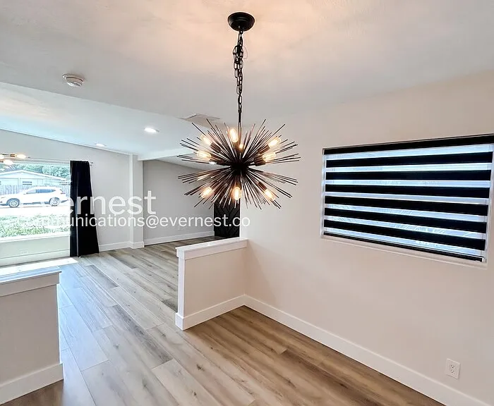 5908 S Manhattan Ave — Photo 4