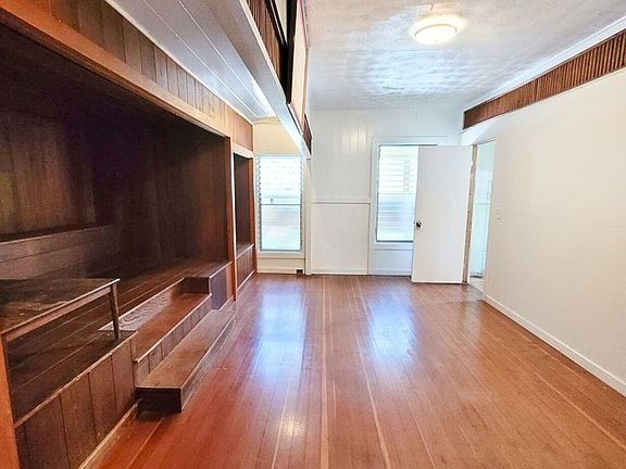 4th image of 82 Hoku St APT D