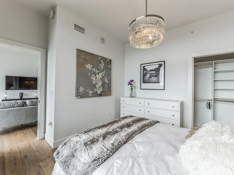 70 Rainey St #1703 — Photo 6